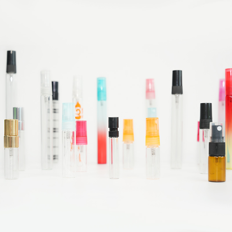 Amber mini glass spray bottles Amber mini glass spray bottles