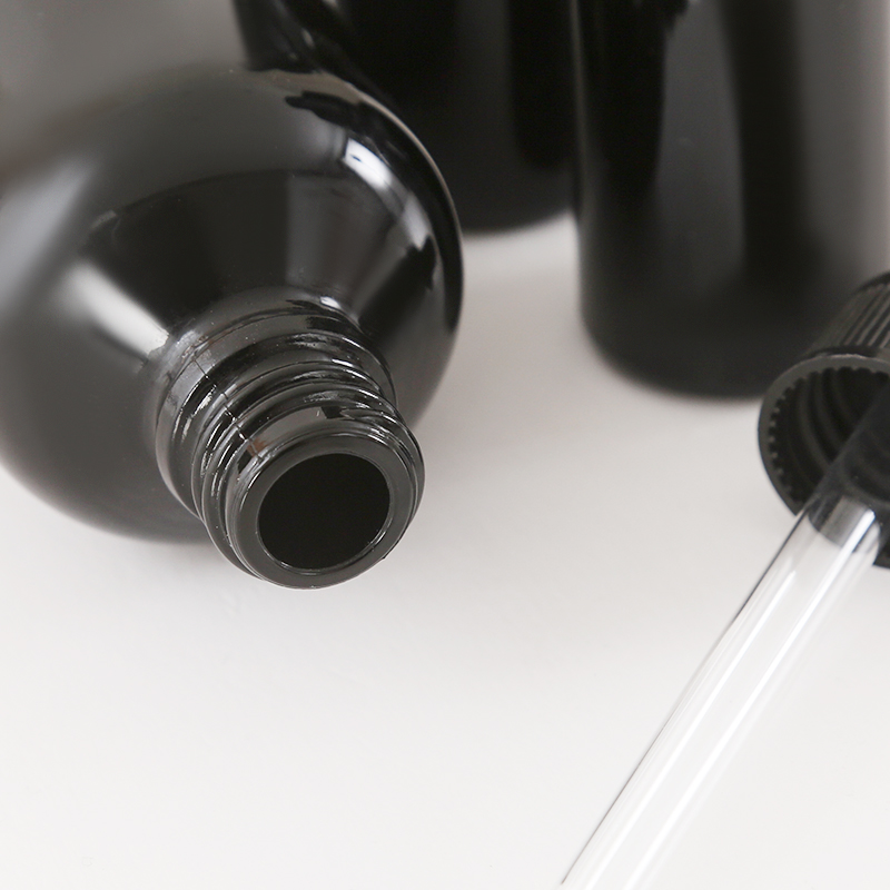 Black glass essential oil bottle Black glass essential oil bottle